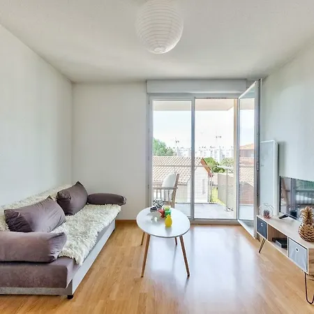 Two-room With Terrace *patte D'oie* *