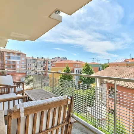 Two-room With Terrace *patte D'oie* Apartamento